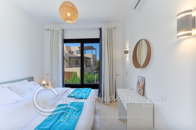 Master bedroom with en suite bathroom